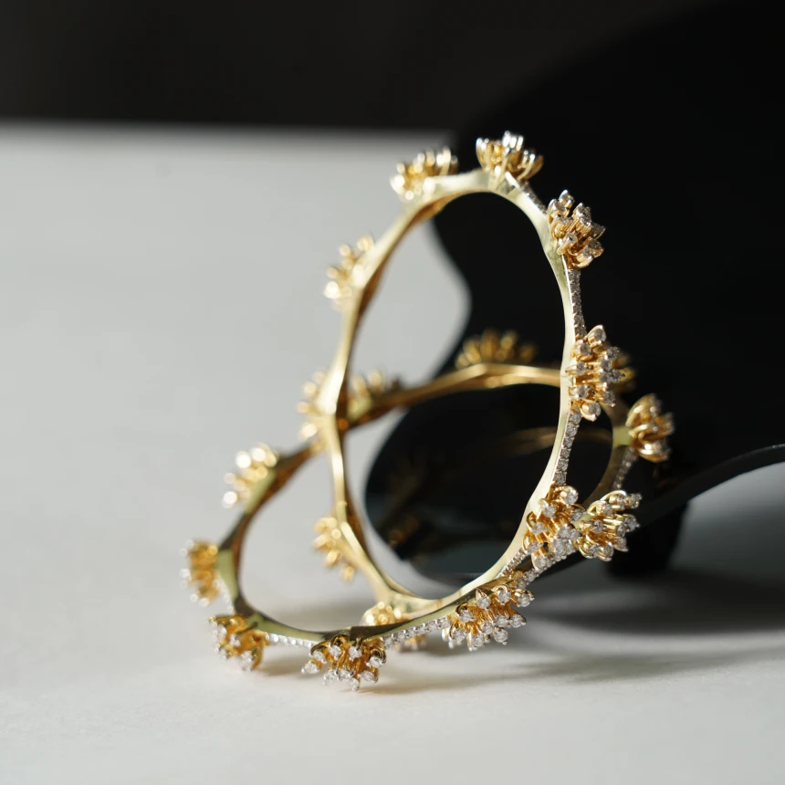 Floréa Diamond Bangle