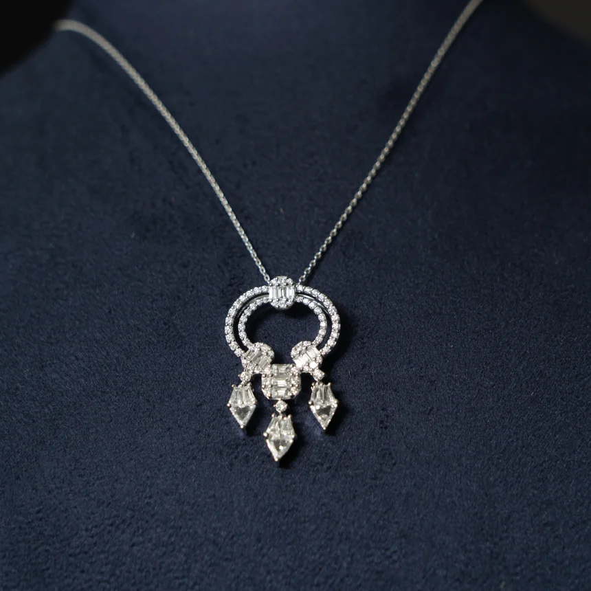 Chandelier Diamond Pendant