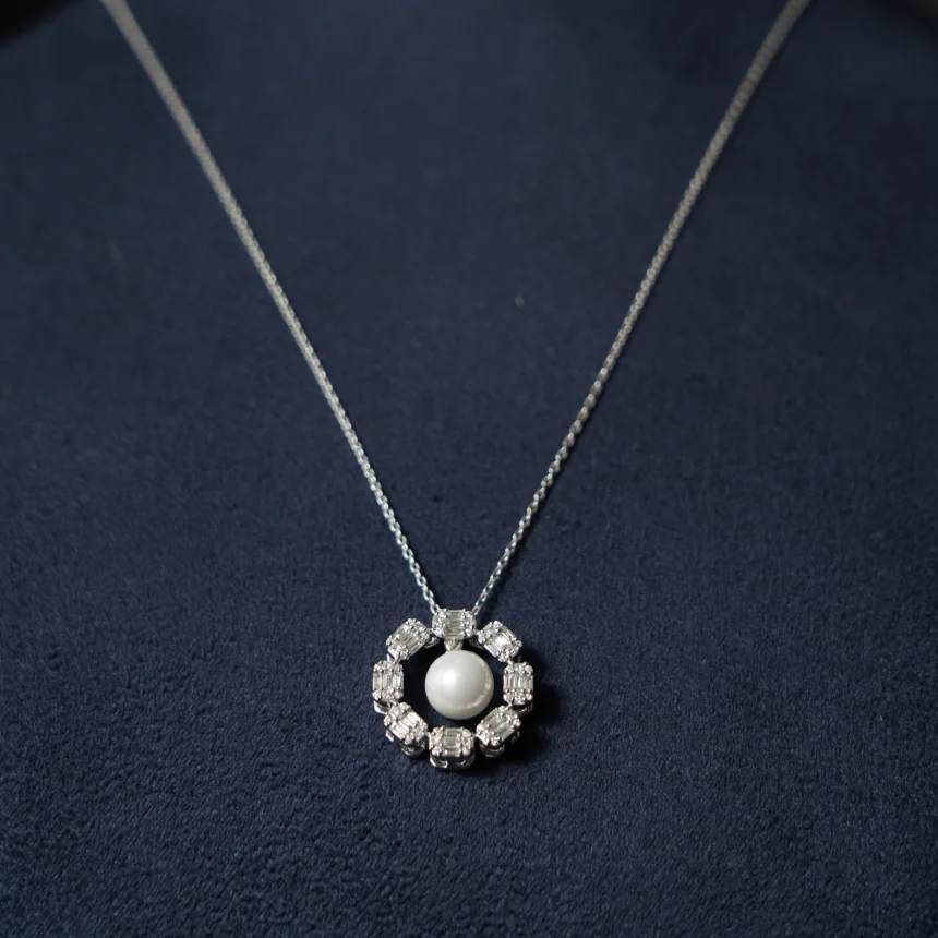 Orlina Pearl Halo Pendant