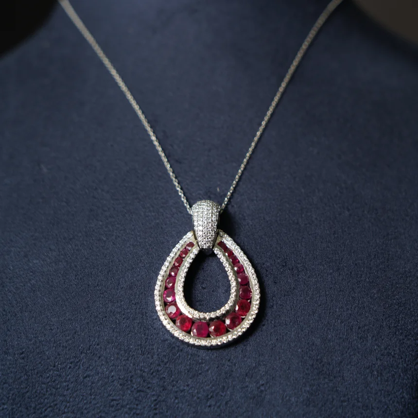 Élan Ruby Diamond Pendant