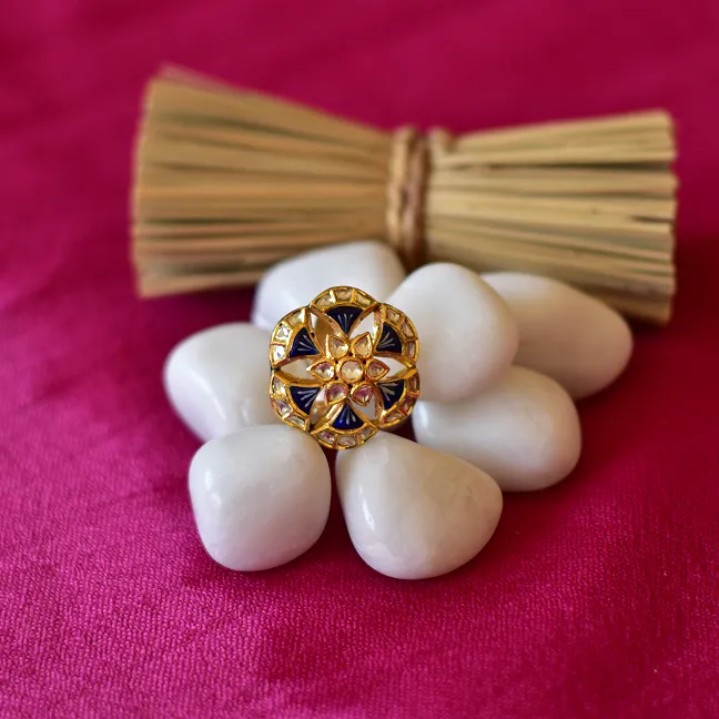 Royal Meeneri Ring