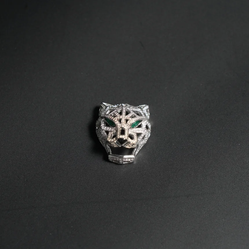 The Valence Diamond Brooch