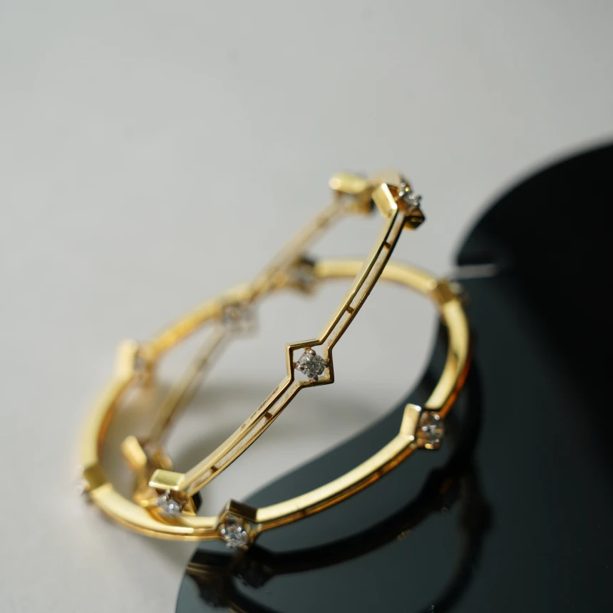 Vela Diamond Bangle
